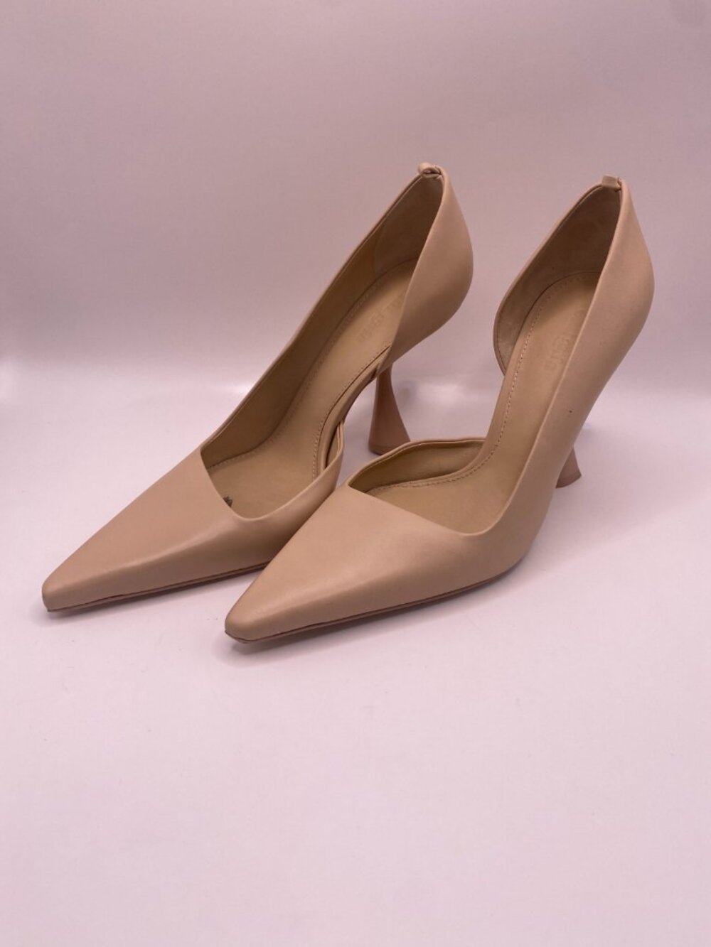 Cult Gaia Womens Dionne Beige Leather Pointy Toe High Heel Sz 8.5